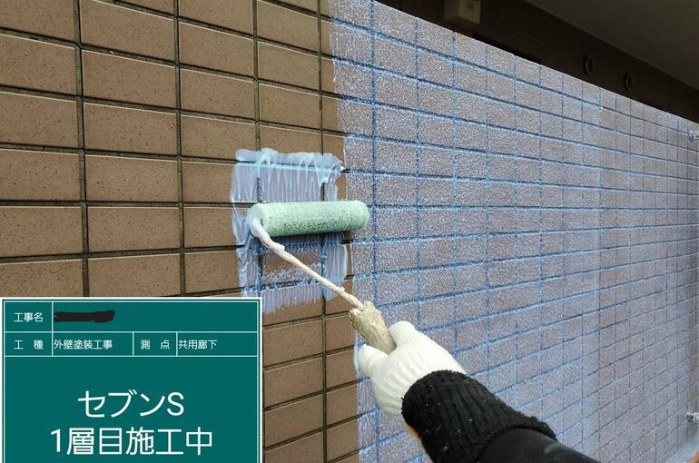 32518
